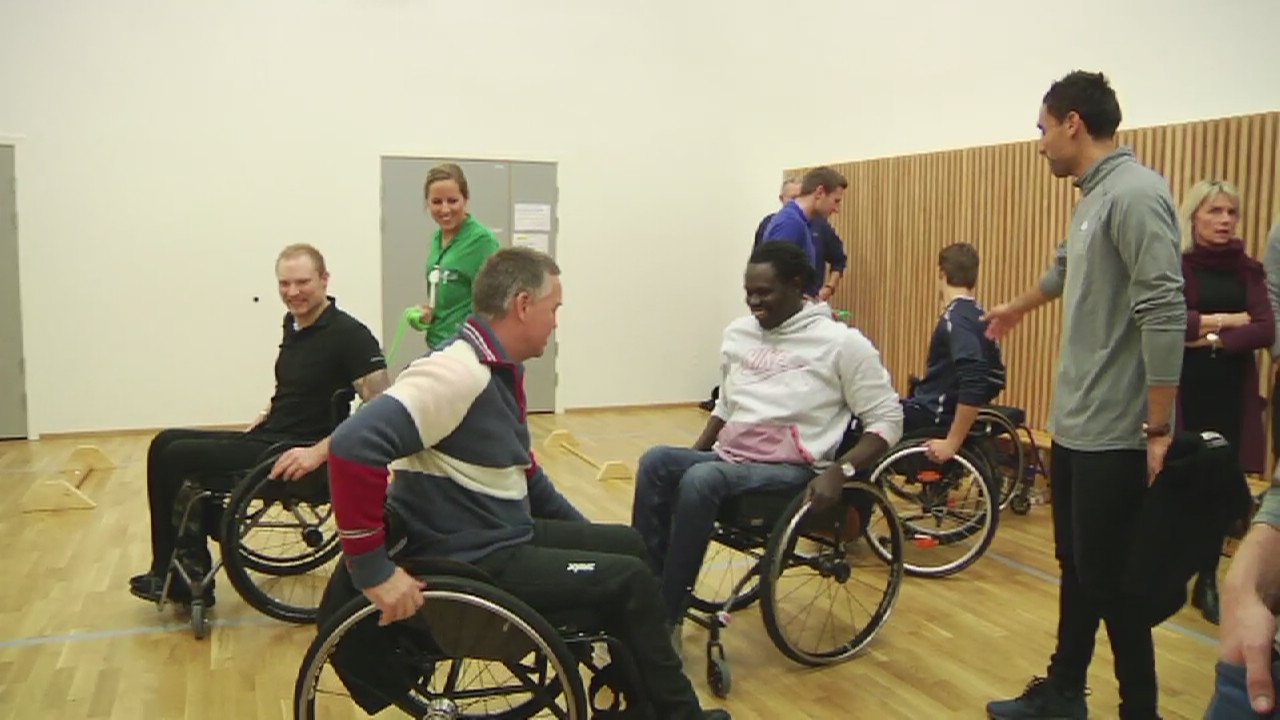 Vålerenga besøkte Sunnaas.mp4